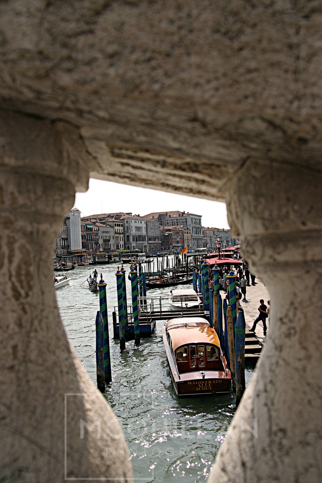 Hole of Venice 
 Keywords: venice,grand canal, italy,gondolas,gondola,